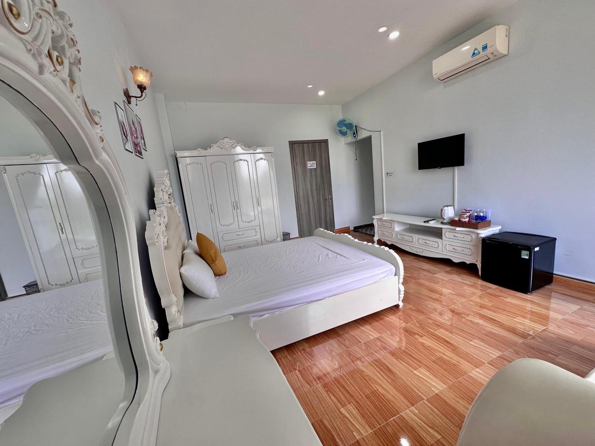 Royal Homestay Tuy Hoa Exterior foto
